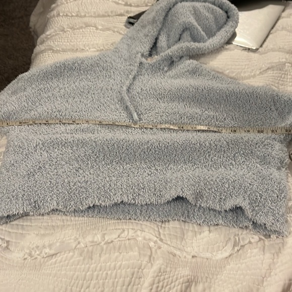 MESHKI Notched Hooded Fuzzy Cropped Sweater & sweatpants. Baby blue color XS set - Picture 12 of 17